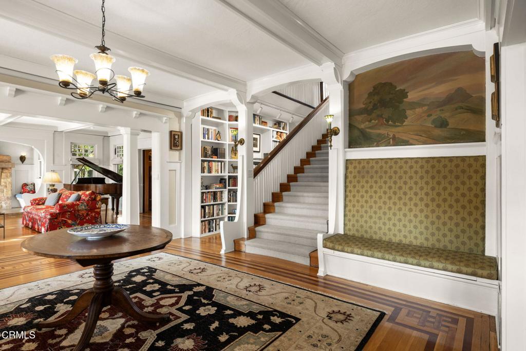 412 Oaklawn Avenue Property Photo 4