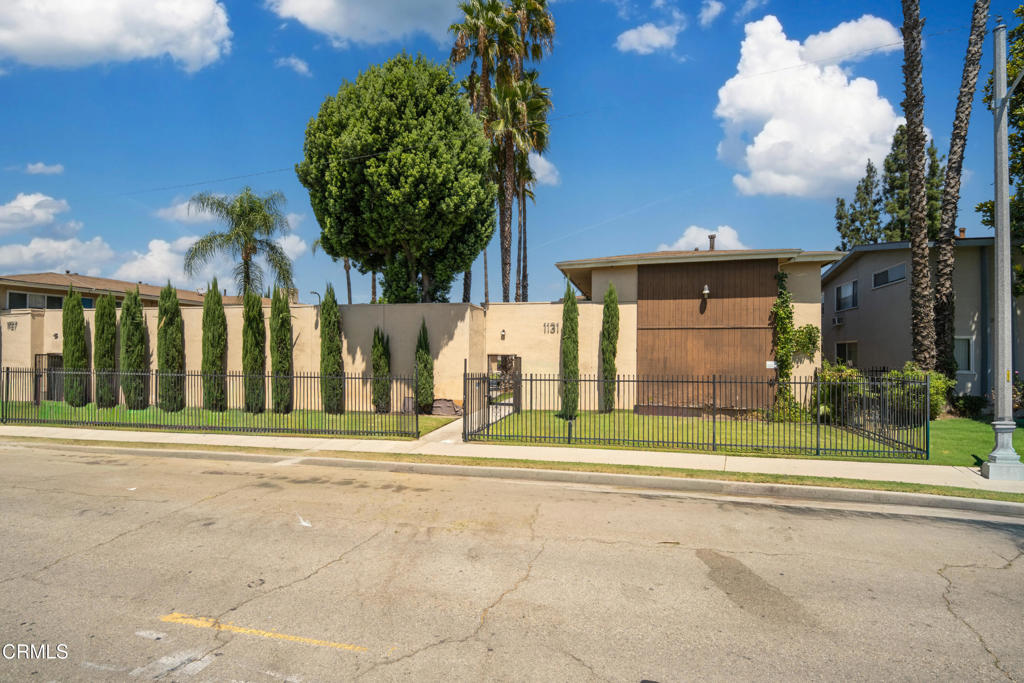 1127 1131 E Garvey Avenue N Property Photo 6