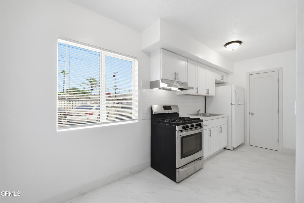 1127 1131 E Garvey Avenue N Property Photo 25