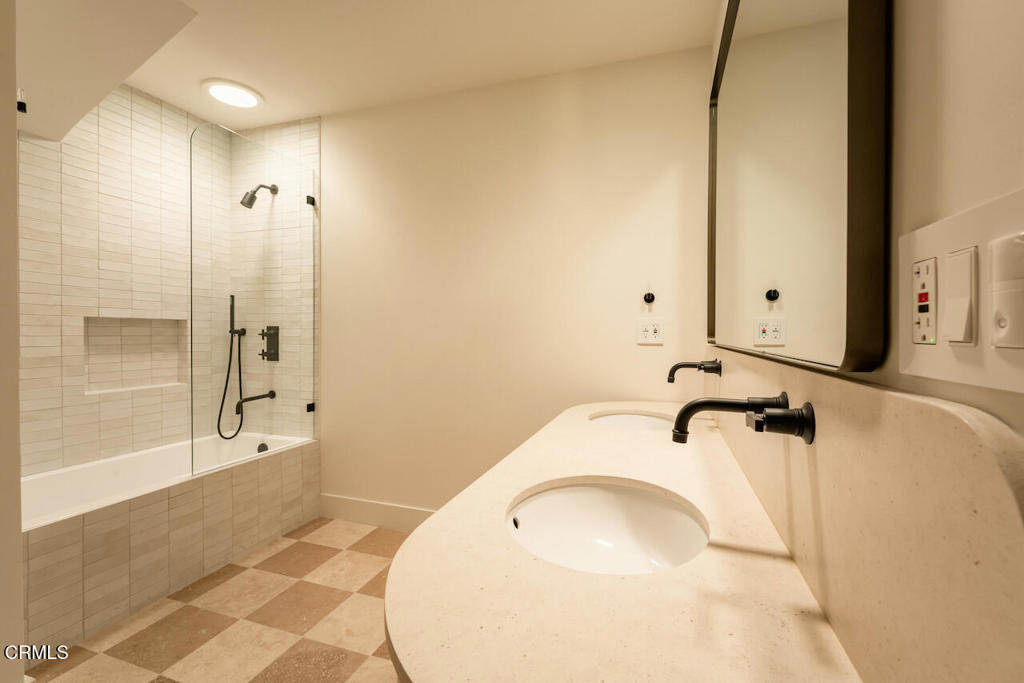 1432 Kellam Avenue Property Photo 27