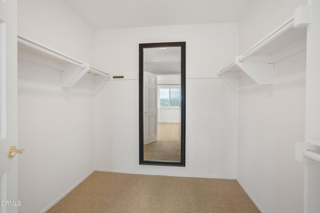 1095 Linda Glen Drive Property Photo 28