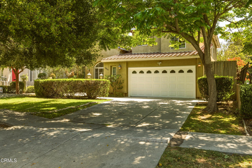 664 S Mansfield Avenue Property Photo 1