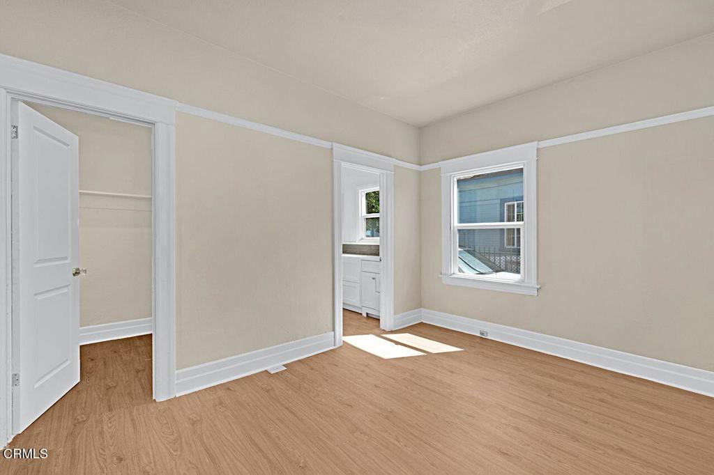 655 E 50th Street Property Photo 11
