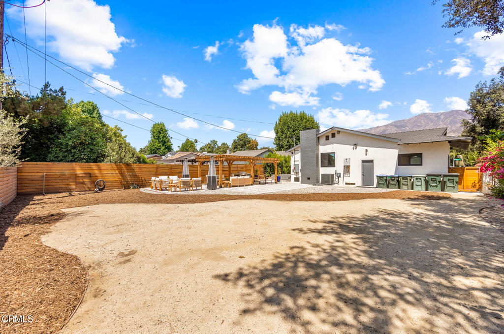 1201 N Altadena Drive Property Photo 40