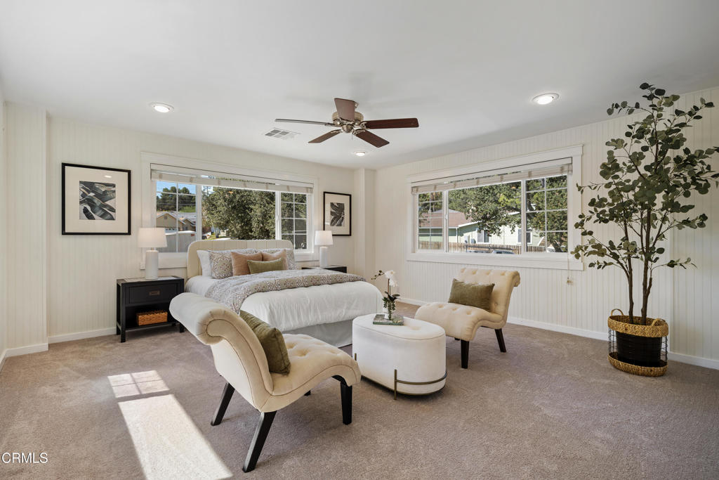 10128 Golden Oaks Avenue Property Photo 34