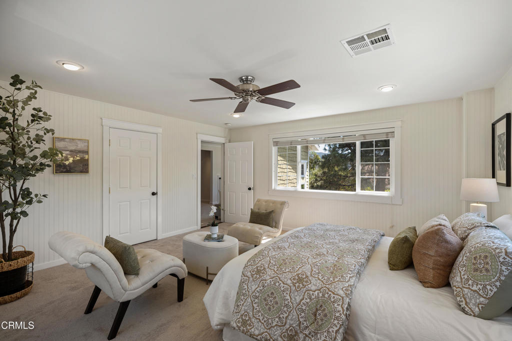 10128 Golden Oaks Avenue Property Photo 35