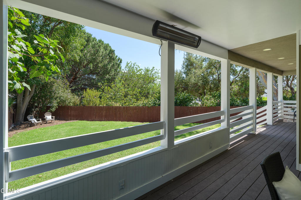 10128 Golden Oaks Avenue Property Photo 43