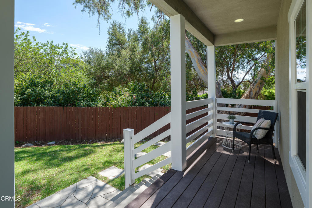 10128 Golden Oaks Avenue Property Photo 46