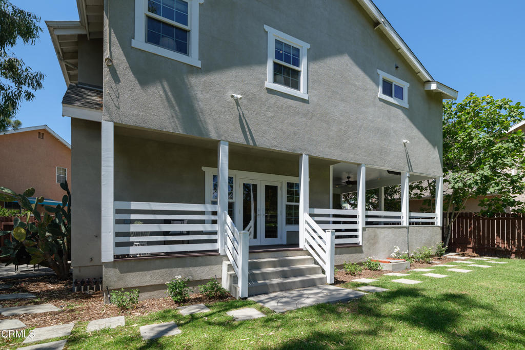 10128 Golden Oaks Avenue Property Photo 47