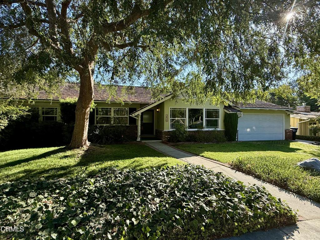 3911 El Lado Drive Property Photo 1