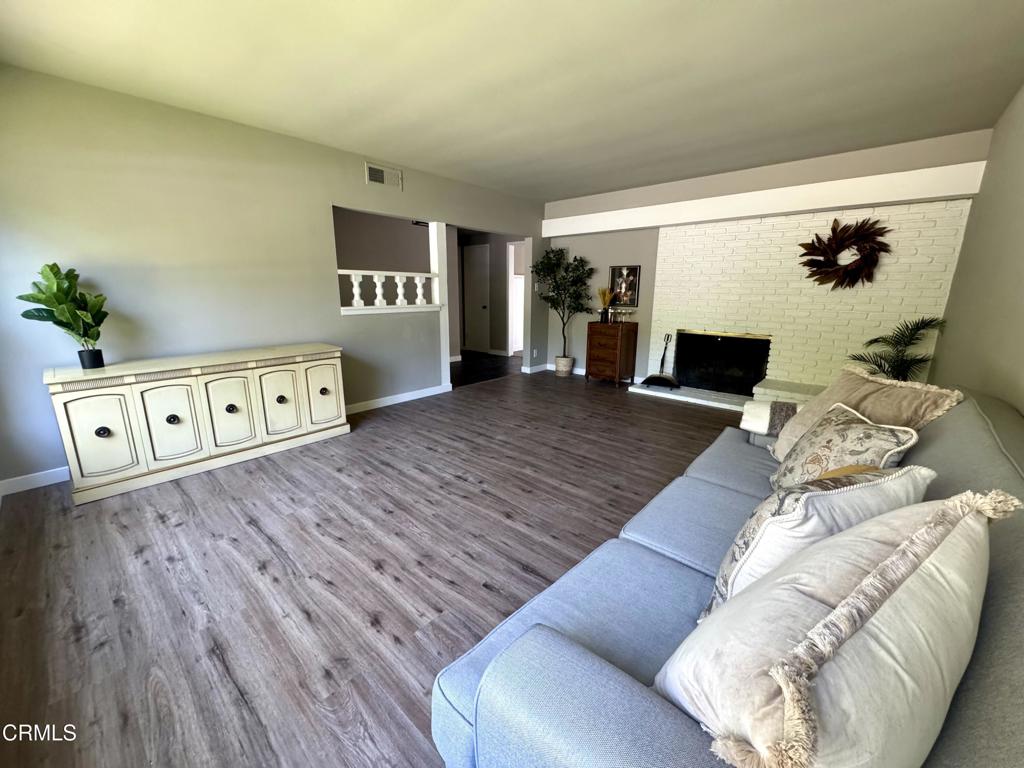 3911 El Lado Drive Property Photo 2