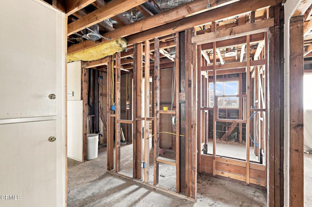 1423 W 8th Street Property Photo 21