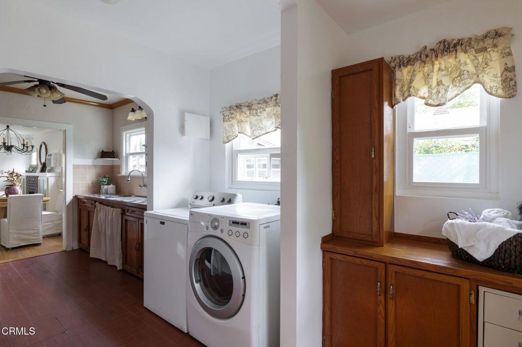 809 S Mayflower Avenue Property Photo 21