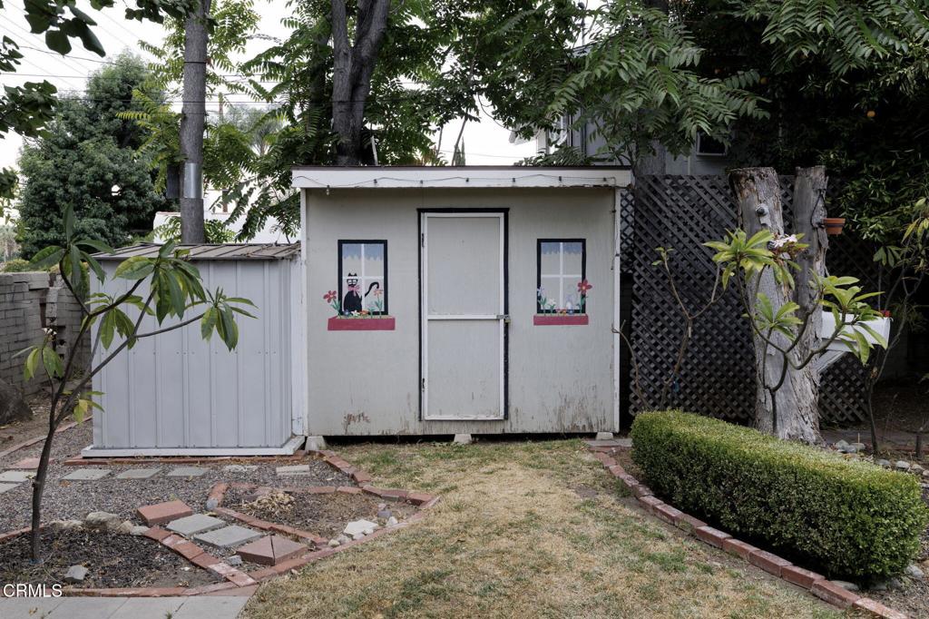 809 S Mayflower Avenue Property Photo 28
