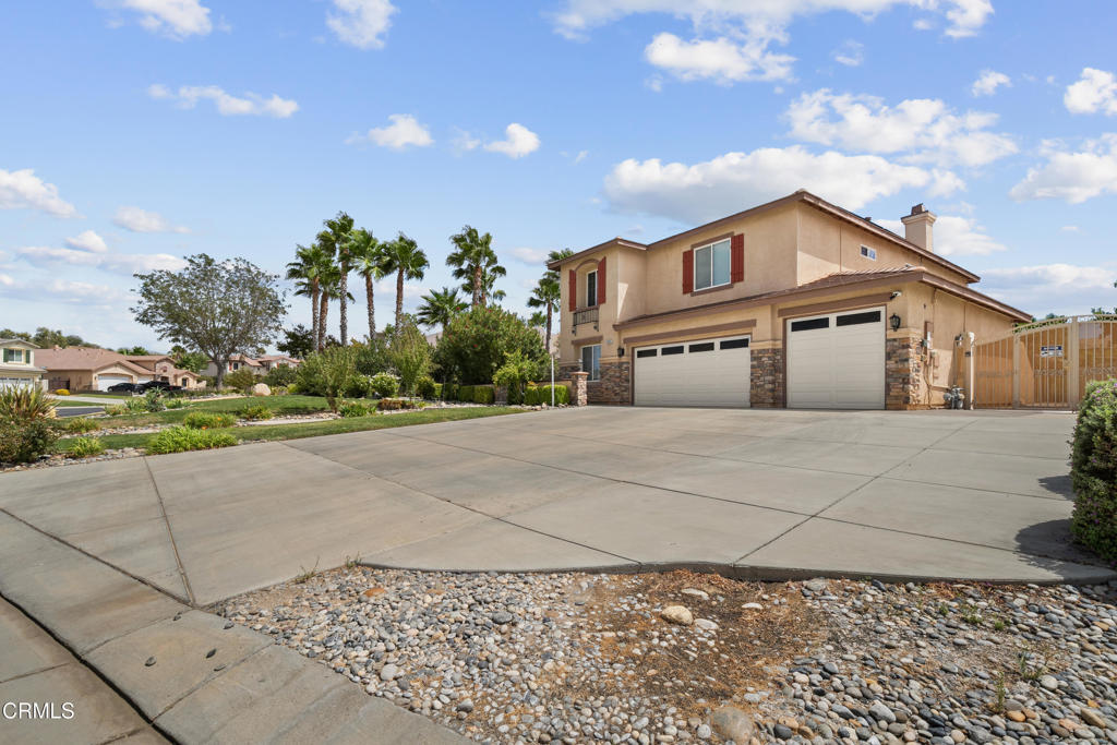 41910 Montallegro Street Property Photo 8