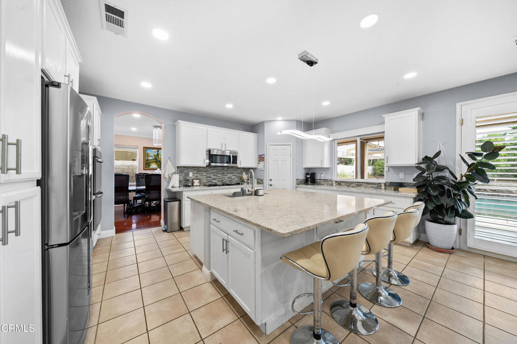 41910 Montallegro Street Property Photo 12