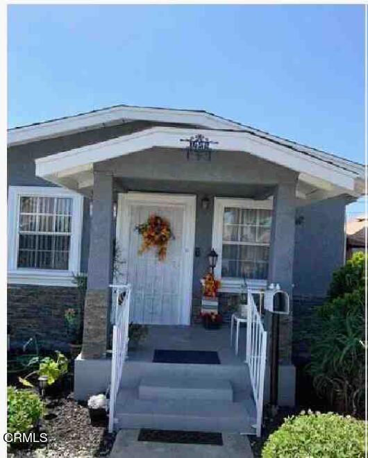 1652 W 67th Street Property Photo