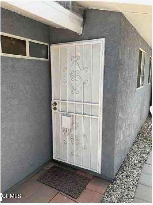 1652 W 67th Street Property Photo 7