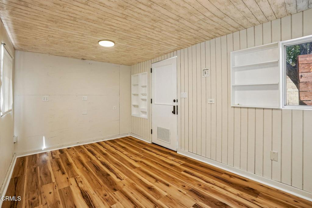4326 Briggs Avenue Property Photo 36