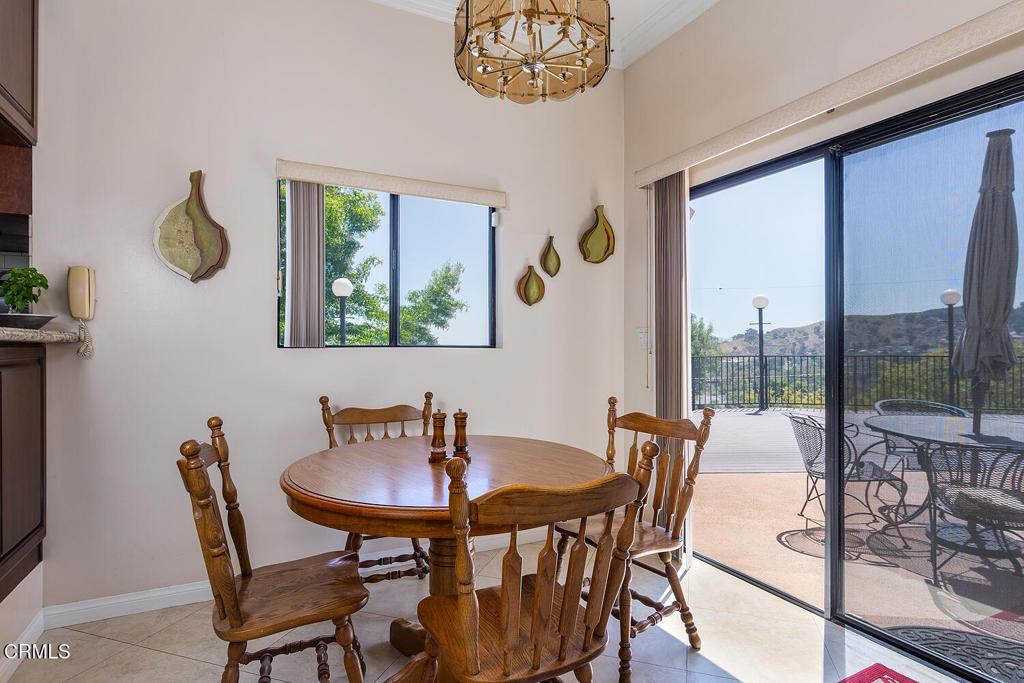 1861 Oakmont Terrace Property Photo 15