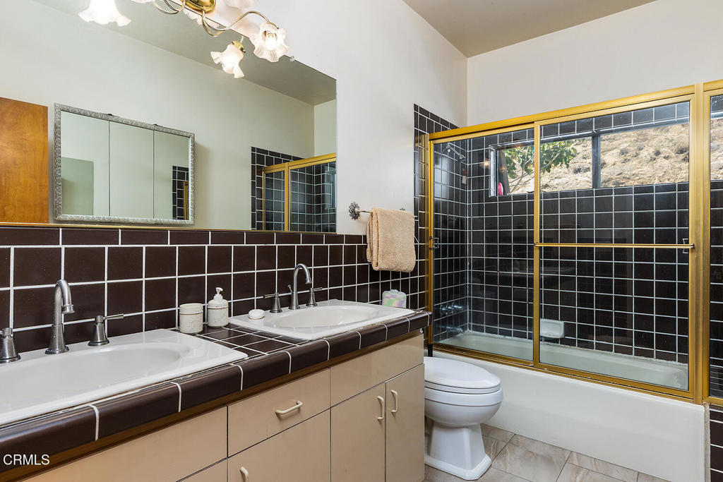 1861 Oakmont Terrace Property Photo 27