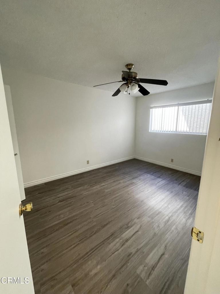 2707 Montrose Avenue 3 Property Photo 12
