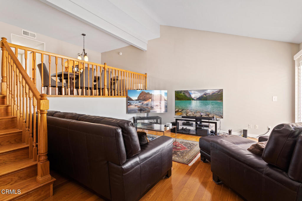 18409 Collins Street F Property Photo 8