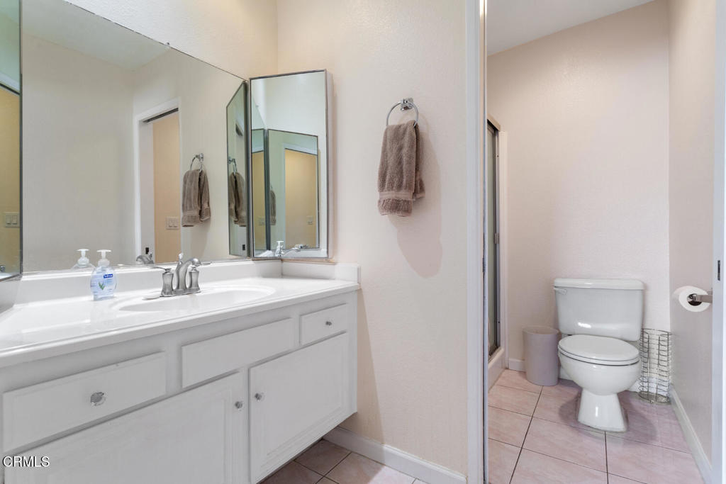 18409 Collins Street F Property Photo 20