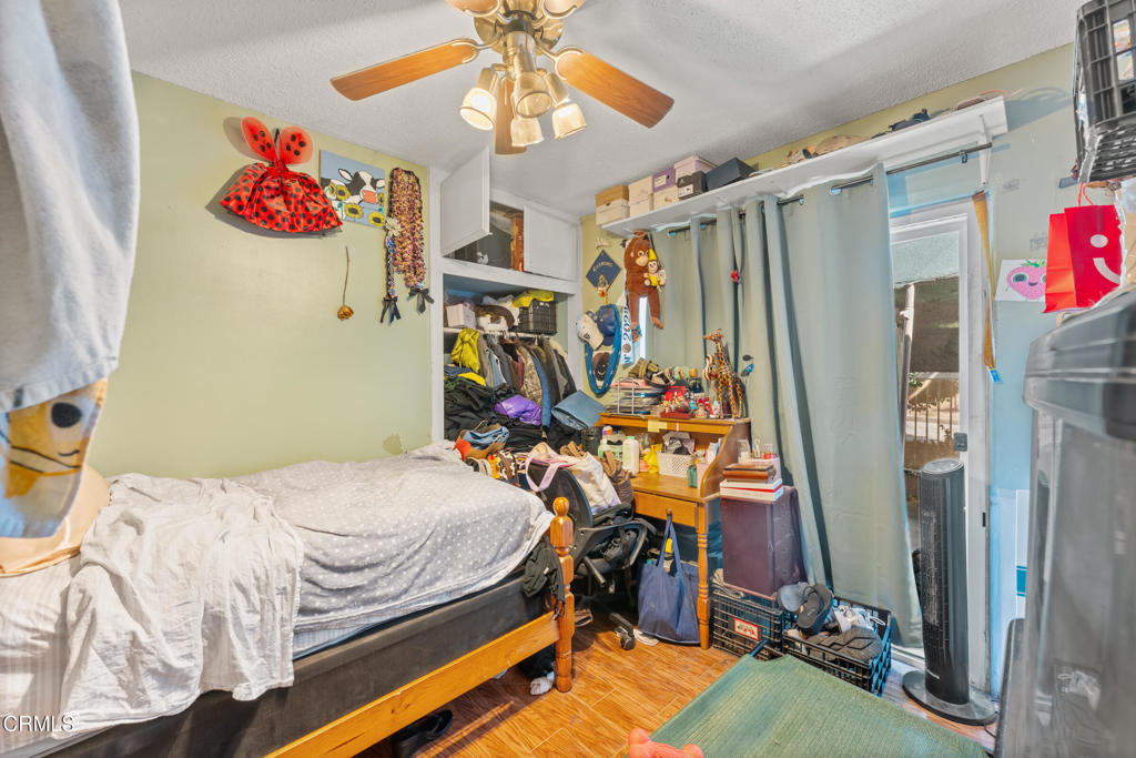 10435 Asher Street Property Photo 14