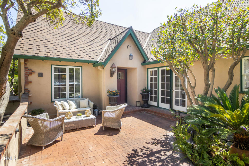 1144 Tierra Alta Drive Property Photo 3