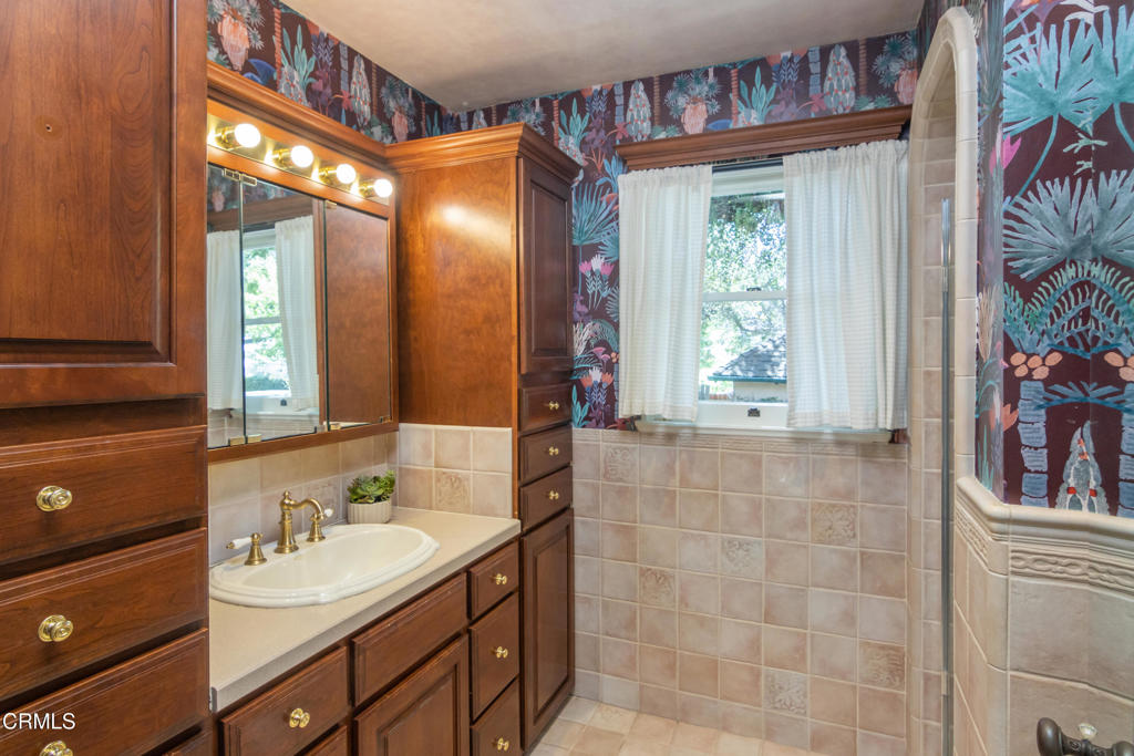 1144 Tierra Alta Drive Property Photo 14
