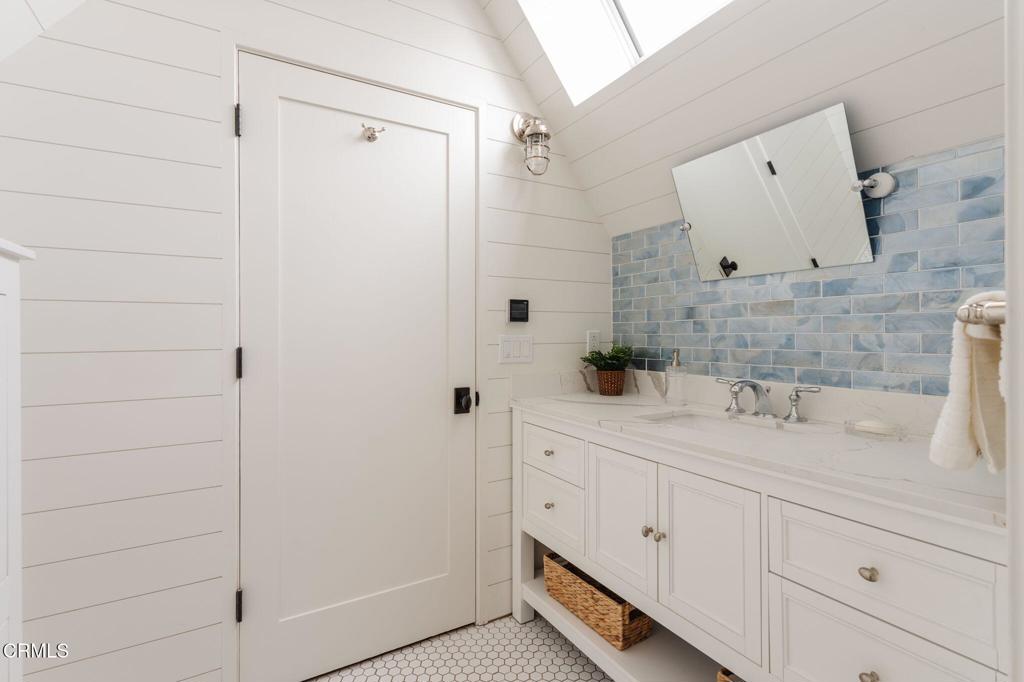 1447 Parkview Avenue Property Photo 45