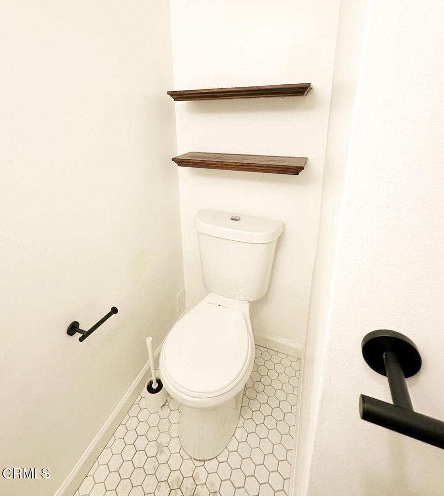 965 E Del Mar Boulevard 3 Property Photo 13