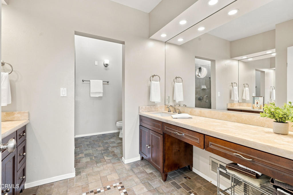 595 Elm Avenue Property Photo 41