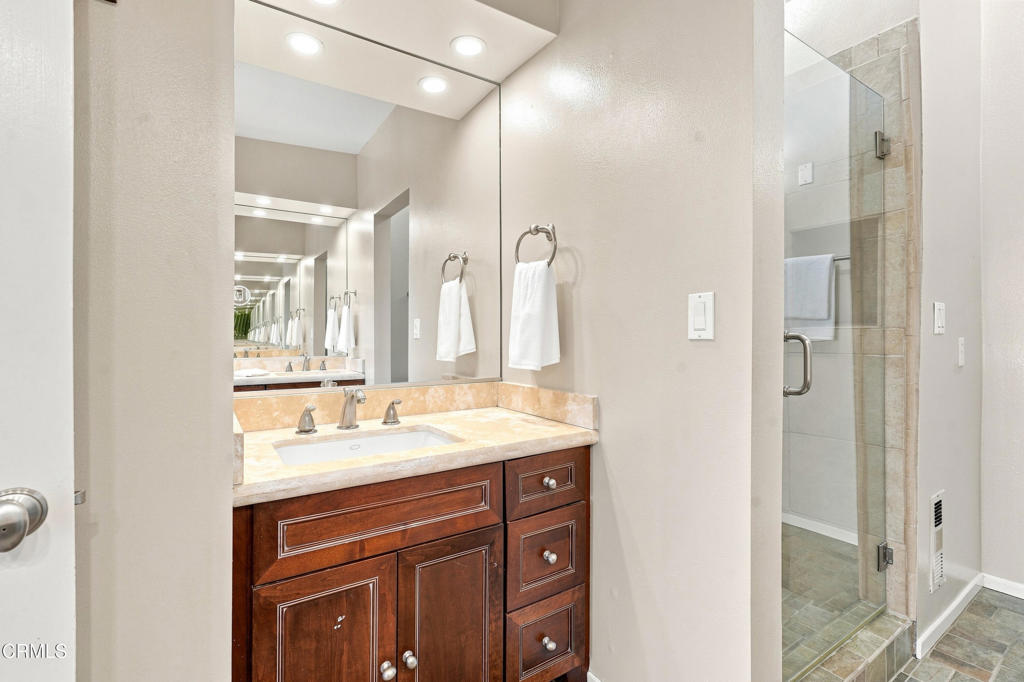 595 Elm Avenue Property Photo 42