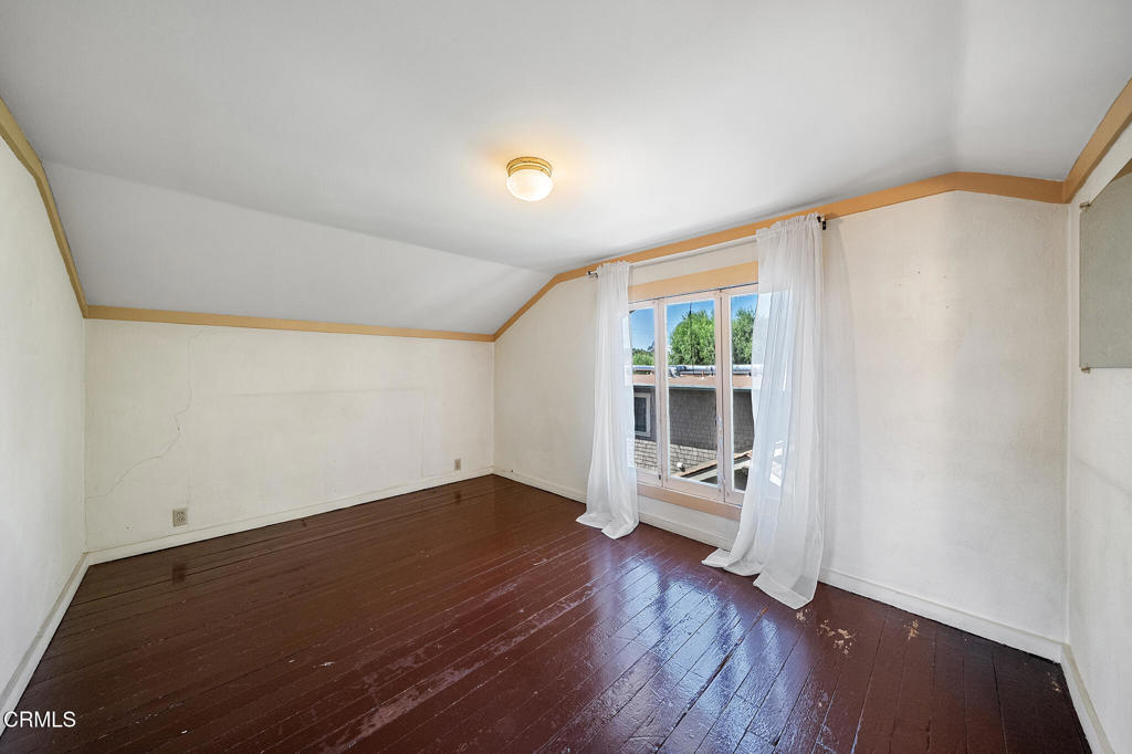 2025 La France Avenue Property Photo 39