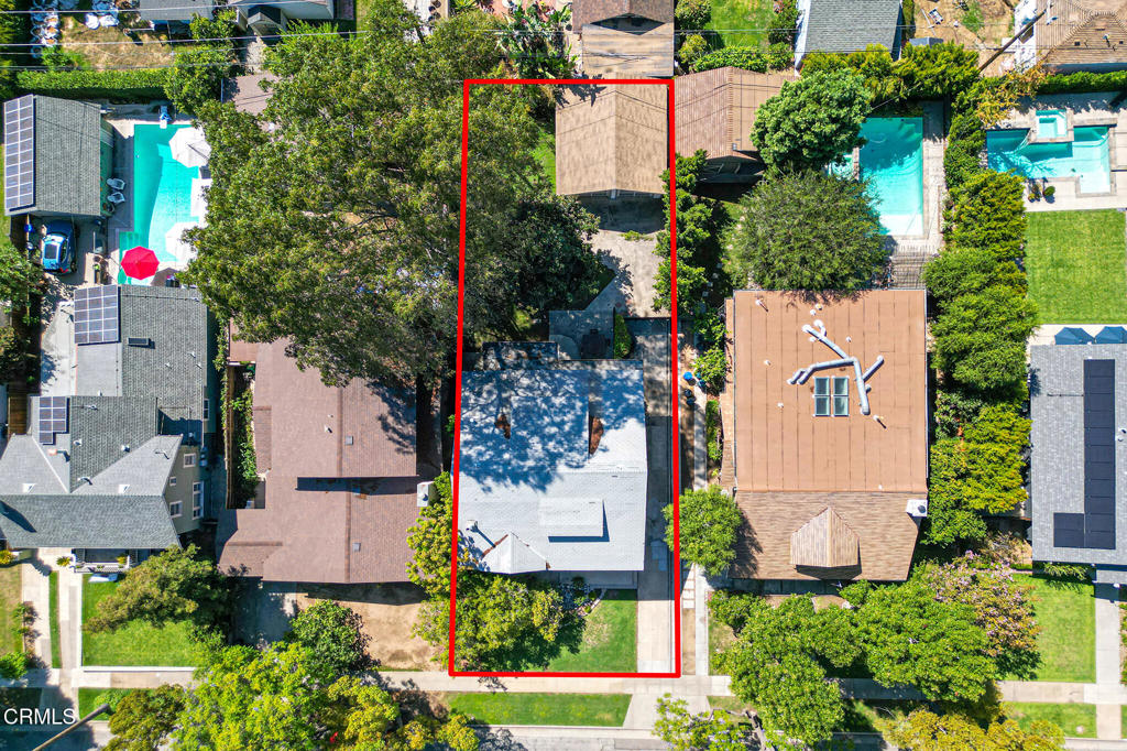 2025 La France Avenue Property Photo 43