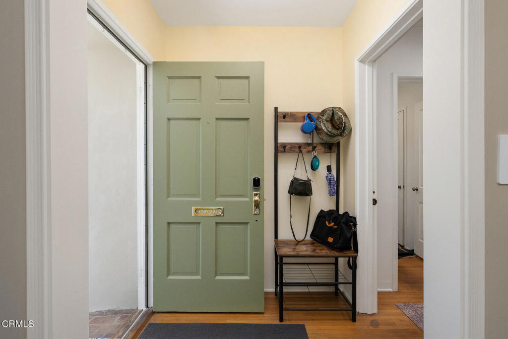 1856 N Michigan Avenue Property Photo 3