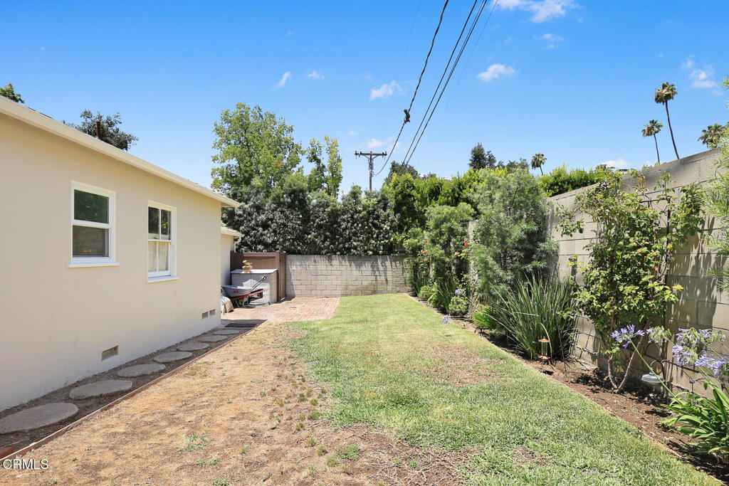 1856 N Michigan Avenue Property Photo 24