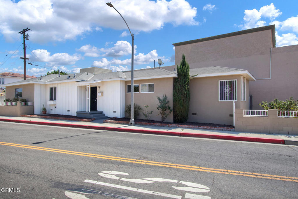 2116 S Fremont Avenue Property Photo 1