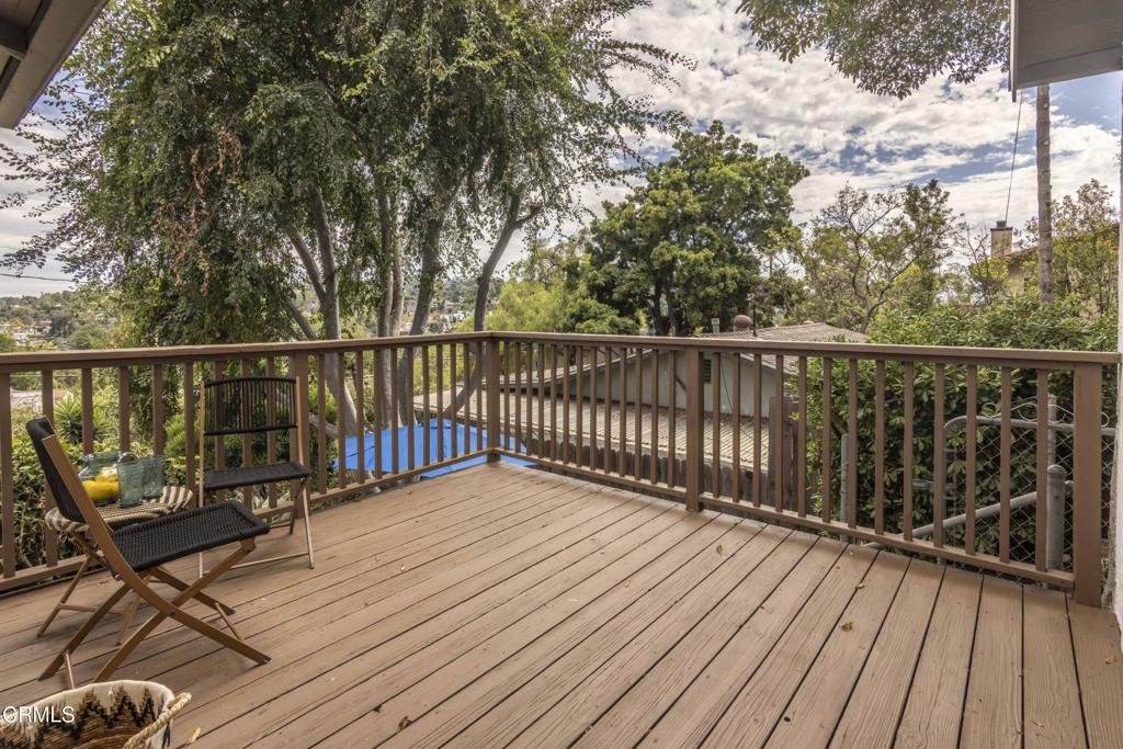 2738 Medlow Avenue Property Photo 7