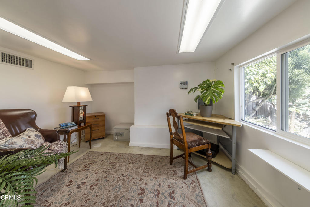 2738 Medlow Avenue Property Photo 18