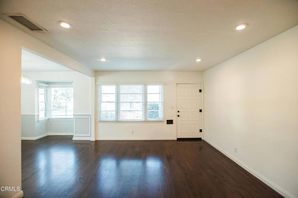 1547 Coolidge Avenue Property Photo 3