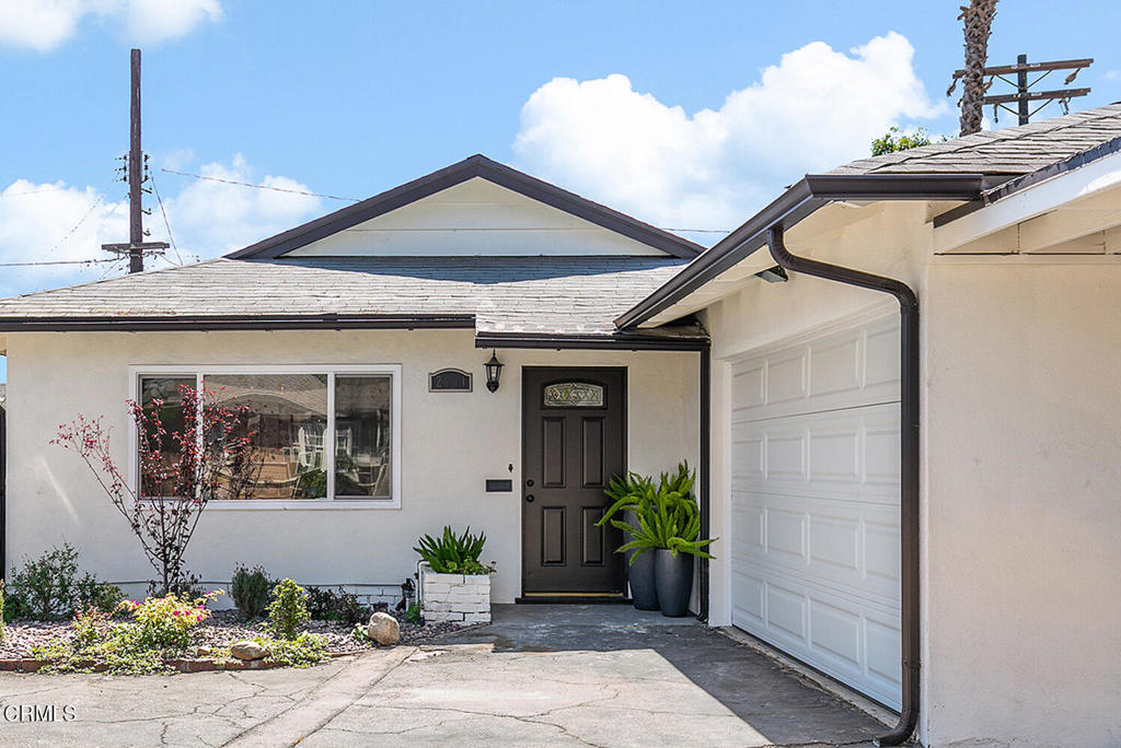 2211 1/8 Casitas Avenue Property Photo 1