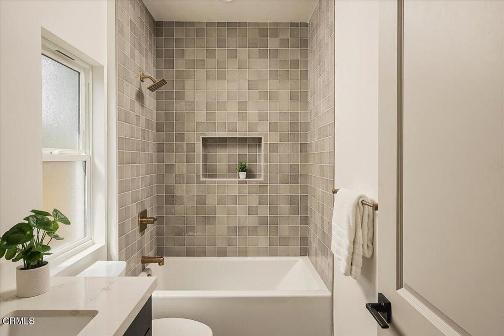 636 Forest Avenue Property Photo 12