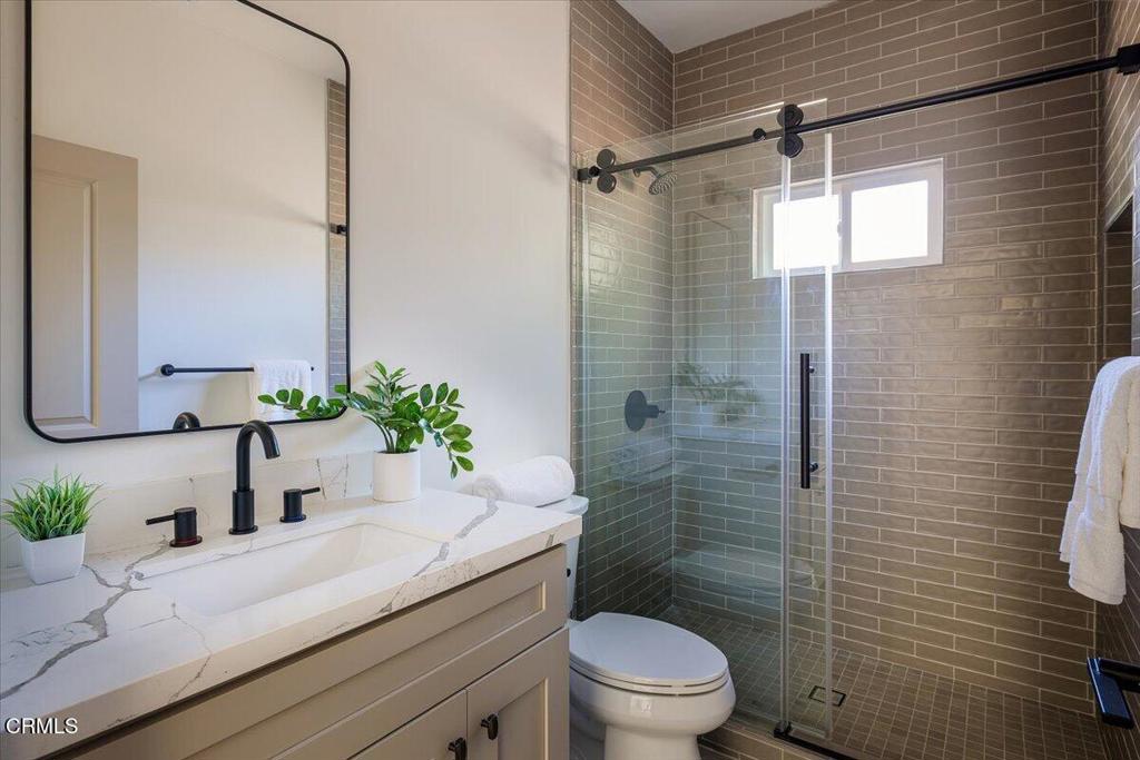 636 Forest Avenue Property Photo 16