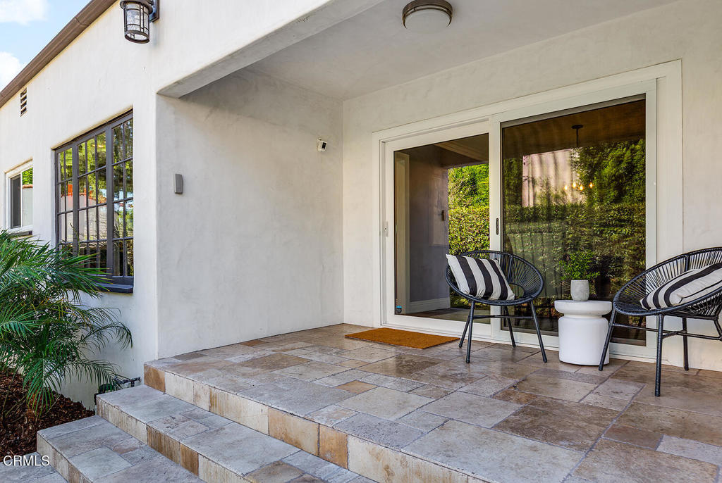 2330 E Orange Grove Boulevard Property Photo 28