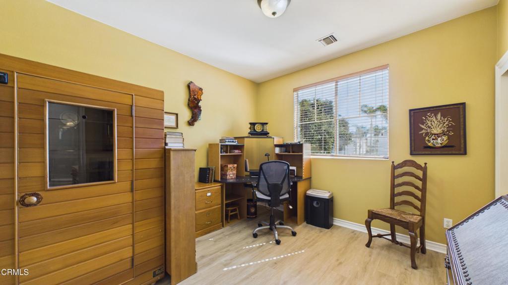 1807 S Mayflower Avenue Property Photo 33