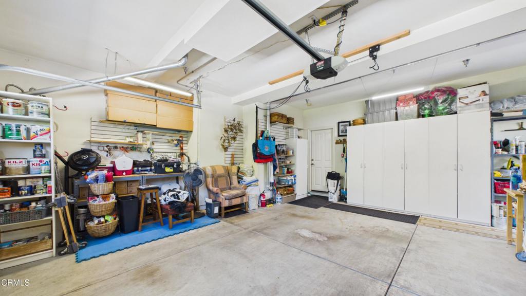 1807 S Mayflower Avenue Property Photo 43
