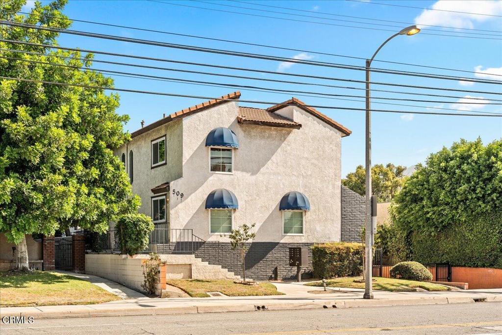 509 W Duarte Road F Property Photo 1